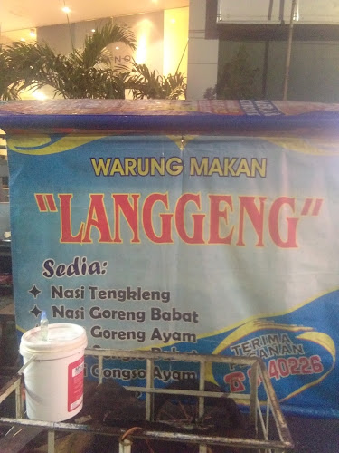 Opinii despre Tengkleng solo depan Java mall în Kota Semarang - Gastronomi dan perhotelan