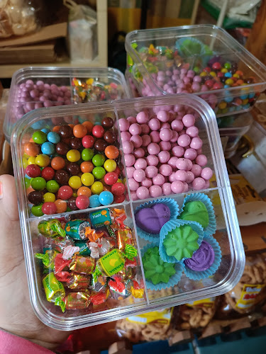 Lapis Kukus Pahlawan - Pacar Keling - Gastronomi dan perhotelan