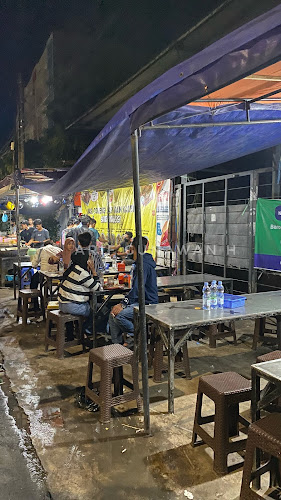 Nasi Goreng Sapi dan Kambing Sate Maranggi - Gastronomi dan perhotelan