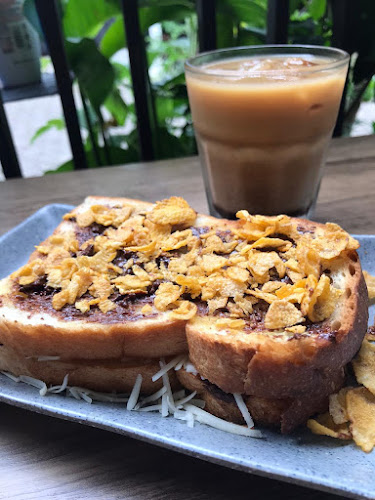 Jl. Bukit Rivaria Sektor 4 F4 No.14, Bedahan, Sawangan, Depok City, West Java 16519