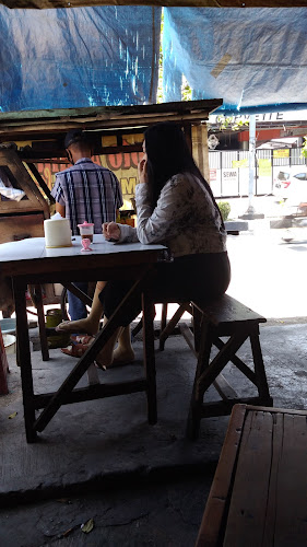 Giras 86 - Gastronomi dan perhotelan