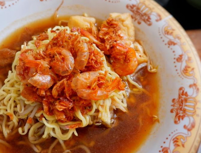 Lontong Mie Babah HOI (MASUK RUKO BCA KAPAS KRAMPUNG) - Surabaya