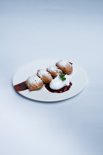 Sektor.316 - Gastronomi dan perhotelan