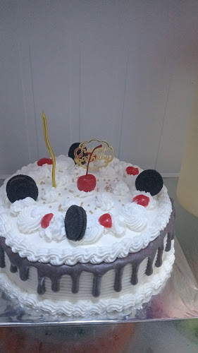 Adrey Cake (Menjual Kue Ulang tahun,Nasi Tumpeng, dll) {Pesan baru dibuat}