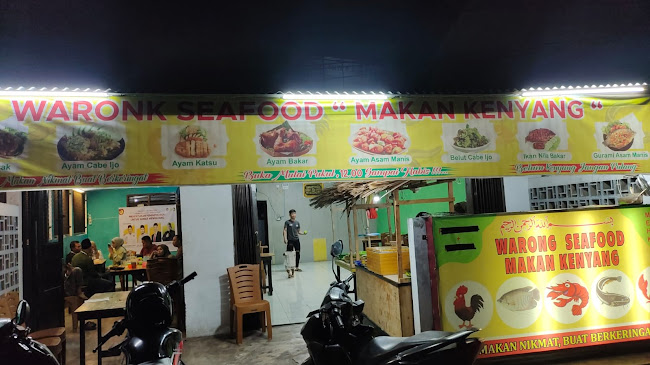 Warung seafood makan kenyang