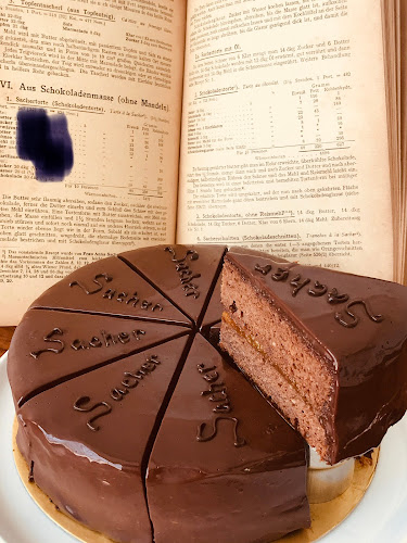 Jl. Bogor Baru Blok A X No. 1-2, RT.01/RW.01, Tegallega, Bogor Tengah, Bogor City, West Java 16129