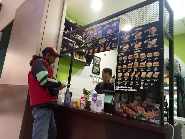 Opinii despre Burger Bangor Buah Batu în Kota Bandung - Gastronomi dan perhotelan