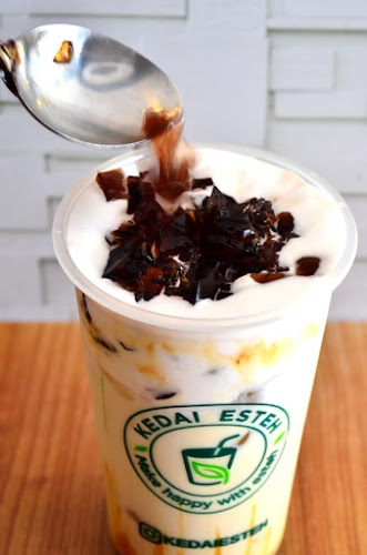 Opinii despre Upndown Cafe în Kota Depok - Gastronomi dan perhotelan