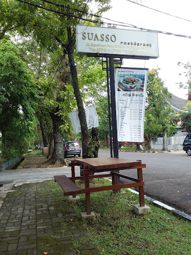 Opinii despre Suasso Restaurant & Coworking Space în Kota Padang - Gastronomi dan perhotelan