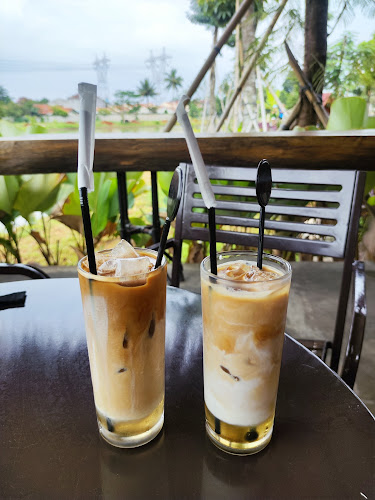 Opinii despre TATAWA COFFE în Kota Tangerang Selatan - Gastronomi dan perhotelan
