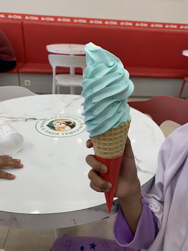 Aicha Ice Cream & Tea Madiun - Kota Madiun