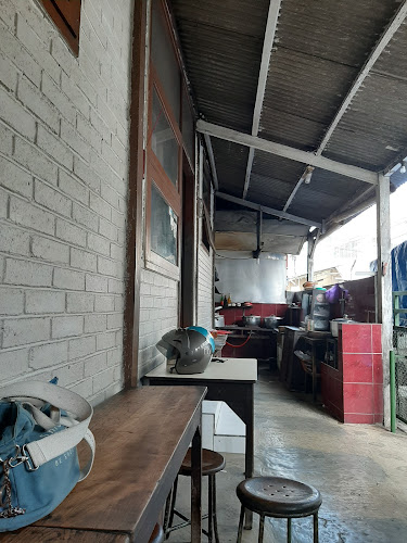 Mie Kebon Tangkil / Mie Koey Fong - Gastronomi dan perhotelan