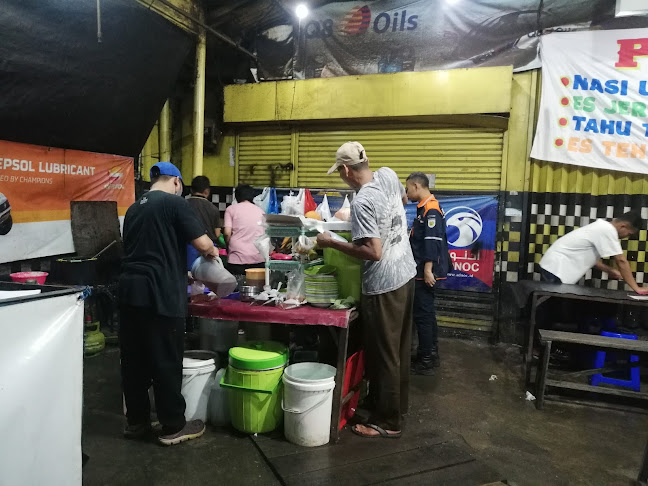 Opinii despre Pecel Lele Persaudaraan în Kota Bandung - Gastronomi dan perhotelan