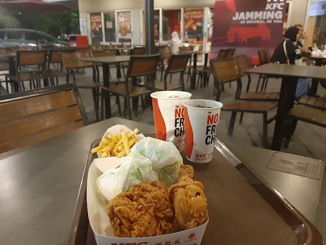 KFC - Diponegoro - Gastronomi dan perhotelan