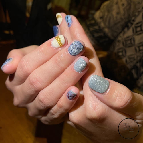 Villa, Jl. Telaga Bodas Raya No.kav 5, Gajahmungkur, Kec. Gajahmungkur, Kota Semarang, Jawa Tengah 50231