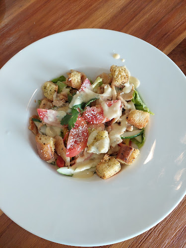 Al Raha Resto & Cafe - Gastronomi dan perhotelan