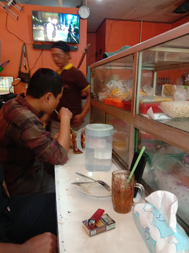 Opinii despre Warteg Ganda Sari în Kota Tangerang - Gastronomi dan perhotelan