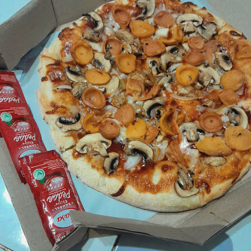 et Veteran Pizza Cilodong