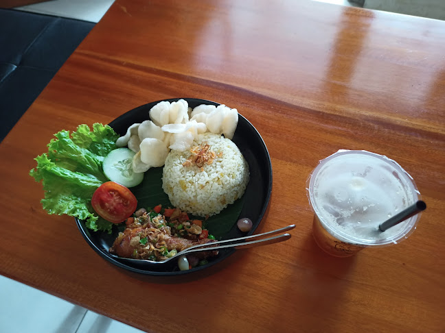 Jl. Anjasmoro No.49, Kepanjen Lor, Kec. Kepanjenkidul, Kota Blitar, Jawa Timur 66117