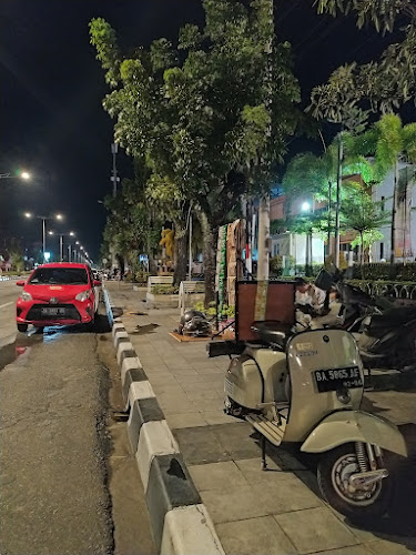 Opinii despre Dessu Starling (kopi keliling) în Kota Padang - Gastronomi dan perhotelan