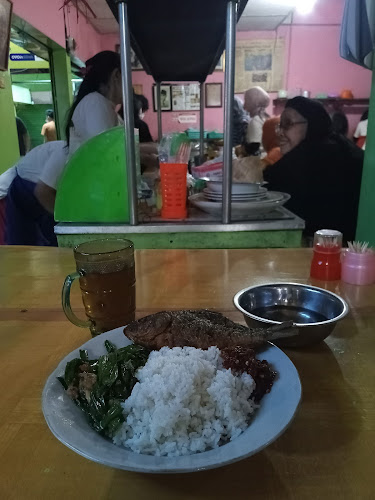 Comentarii opinii despre Warung Nasi Ma Eha