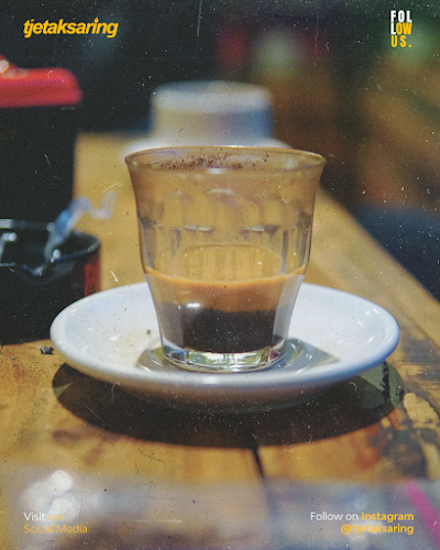 Opinii despre Tjetaksaring Coffee and Space în Kota Batu - Gastronomi dan perhotelan