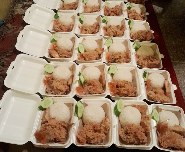 Ayam Bakar/bekakak dan geprek AWI - Kota Bandar Lampung