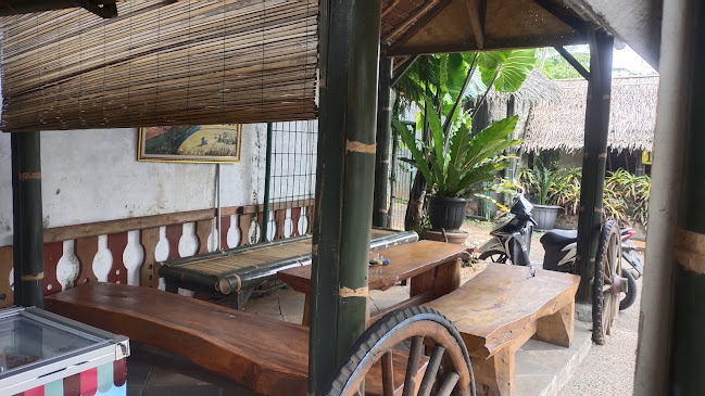Rumah Makan Saung Babeh Setu - Kota Tangerang Selatan