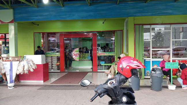 Opinii despre Syakila Bakery în Kota Bengkulu - Gastronomi dan perhotelan