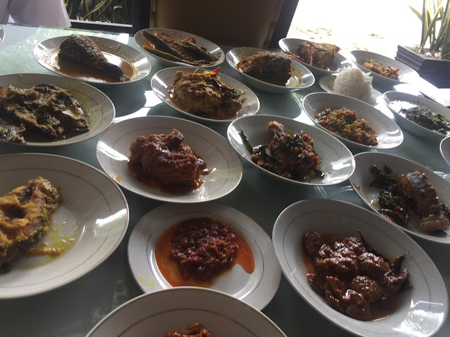 RUMAH MAKAN "PADANG LAWAS" - Gastronomi dan perhotelan