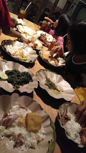 Comentarii opinii despre Penyetan Sedekah Bunda