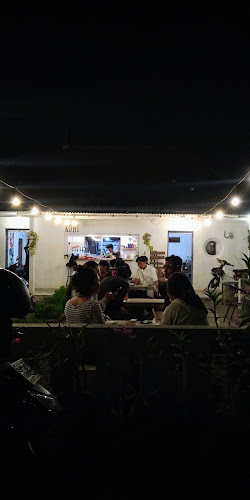 KOHI CAFE - Gastronomi dan perhotelan