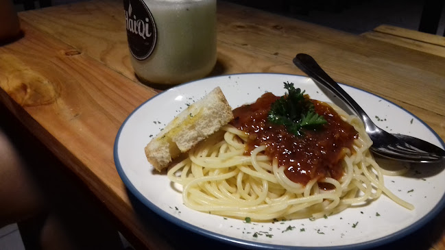 Haiqi cafe dan angkringan - Surabaya