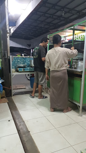 WF8H+998, Jl. RE Martadinata, Melayu Kota Piring, Kec. Tanjungpinang Tim., Kota Tanjung Pinang, Kepulauan Riau 29122