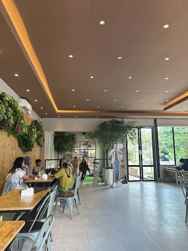 Rest Coffee Eat, Play & Relax