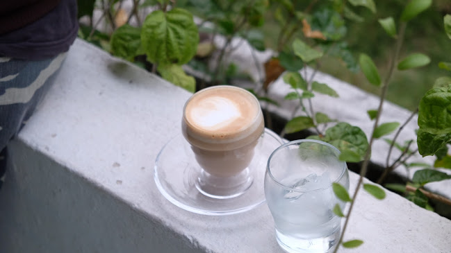 Comentarii opinii despre Koloni Coffee