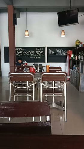 Opinii despre Gelavian's Coffe Shop în Kota Batam - Gastronomi dan perhotelan