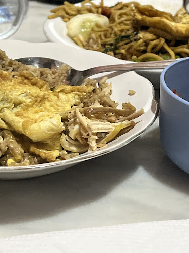 Opinii despre Warung Mas Bayu în Kota Makassar - Gastronomi dan perhotelan