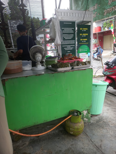 Warung Makan Kediri - Gastronomi dan perhotelan