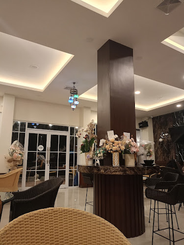 ELBOS CAFE & SHISHA - Gastronomi dan perhotelan