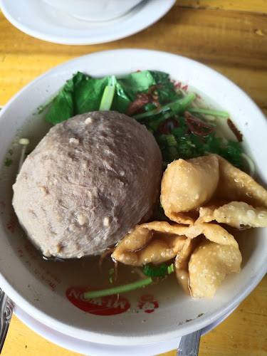 C462+F42, Jl. Airlangga, Gomong, Kec. Mataram, Kota Mataram, Nusa Tenggara Bar.