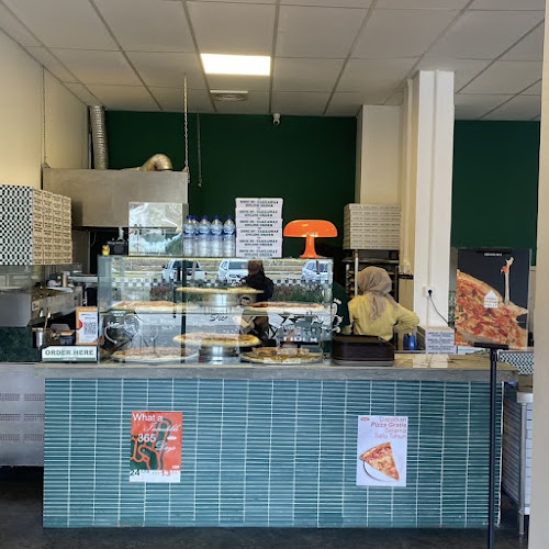 Ruko, Jl. Citra City Jl. MT Haryono No.25, Damai, Kec. Balikpapan Kota, Kota Balikpapan, Kalimantan Timur 76115