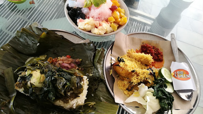 Sego Dalem - Gastronomi dan perhotelan