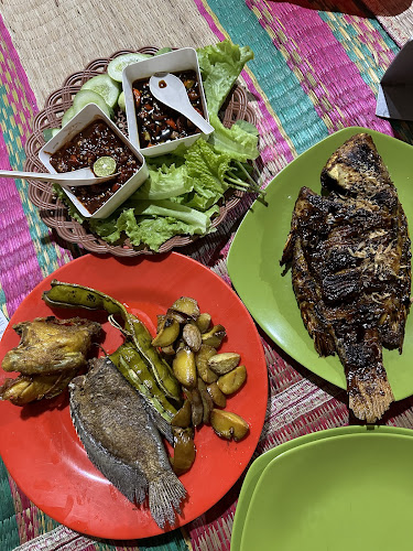 Comentarii opinii despre Saung Punclut Teh Ita 2 No.104