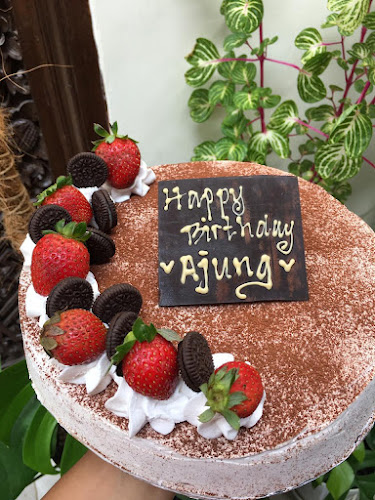 Opinii despre Kitchen Cake by Ayu în Kota Denpasar - Gastronomi dan perhotelan