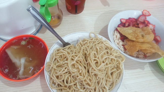 VCC6+7HJ, Jl. Timor, Ende, Kec. Wajo, Kota Makassar, Sulawesi Selatan 90244