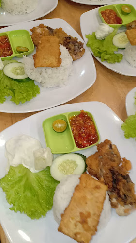 Opinii despre Pisangsexy în Kota Medan - Gastronomi dan perhotelan