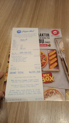 Pizza Hut Restoran - Gastronomi dan perhotelan