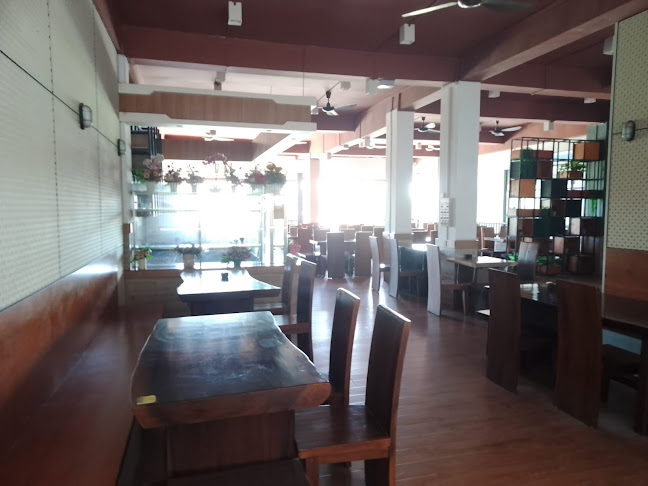 Satu Dua Coffee & Resto - Gastronomi dan perhotelan