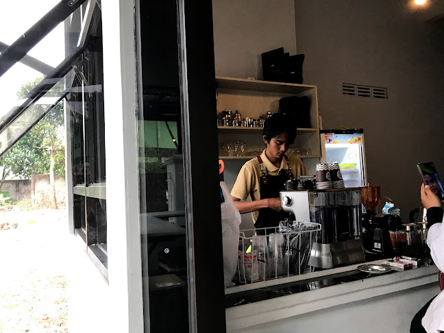 7 Langit Kopi - Gastronomi dan perhotelan